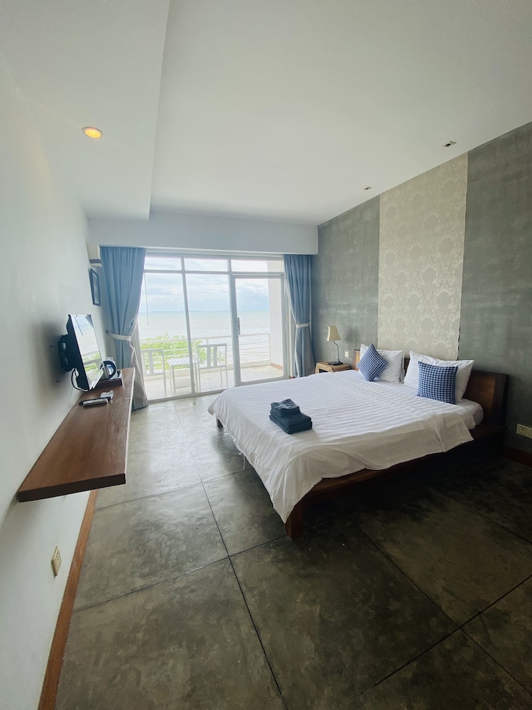 Saravoan Hotel Kep 35/65