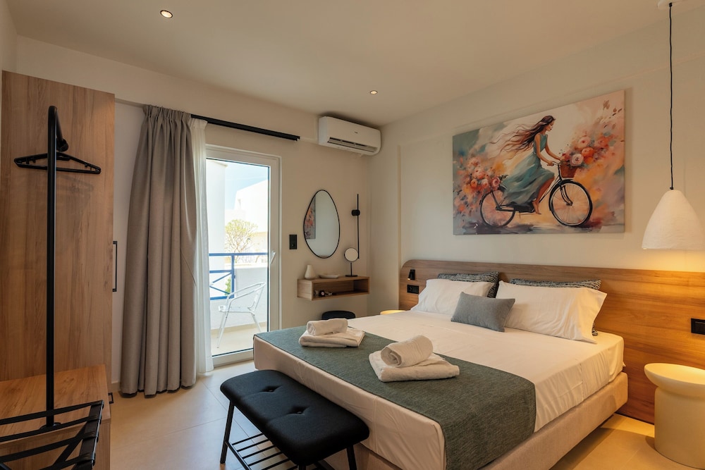 Psaras Apartments 24/70