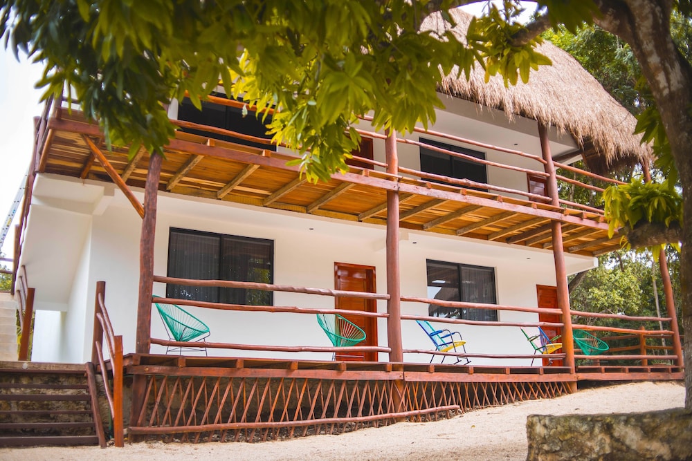 Royal Palm Bacalar 10/73
