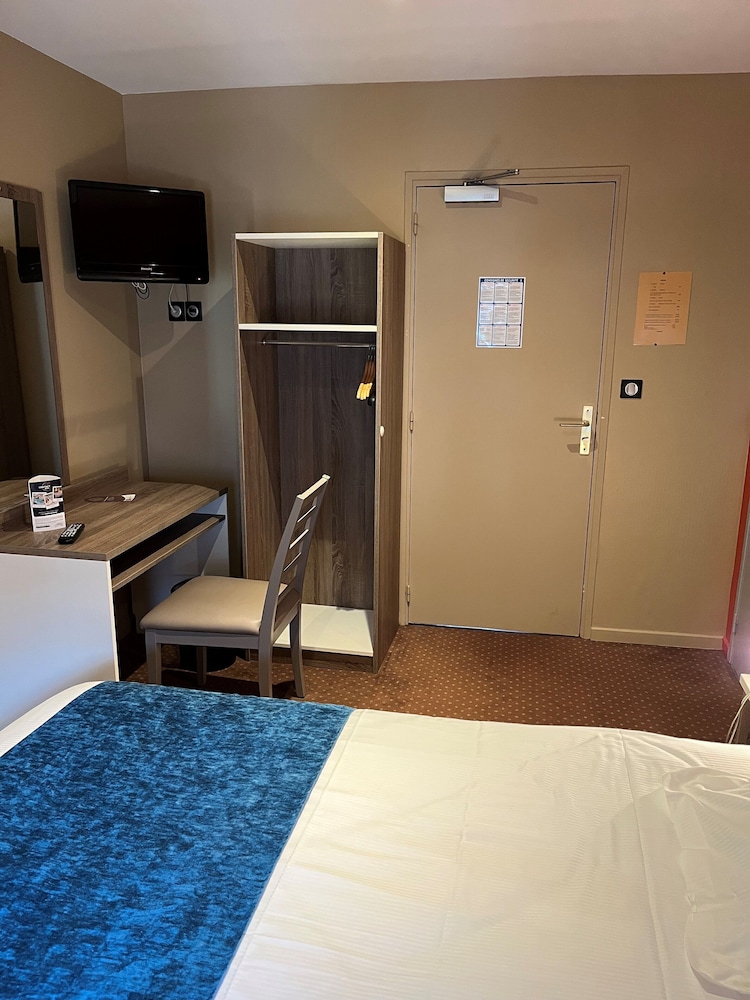 HOTEL LES FRANGINS 15/25