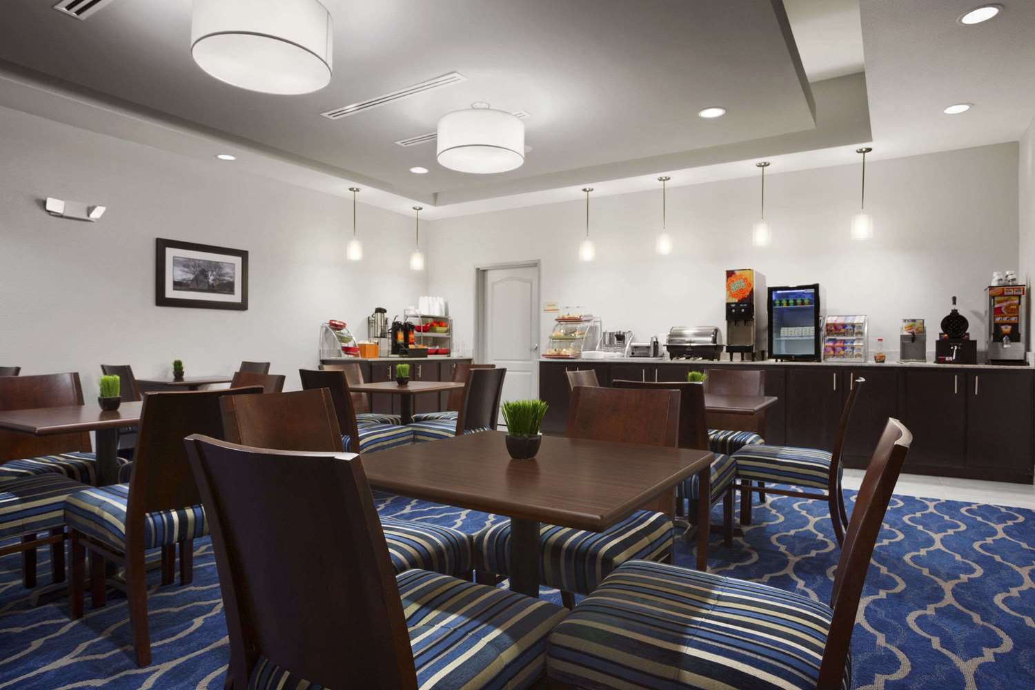 Hawthorn Suites By Wyndham San Angelo 10/13