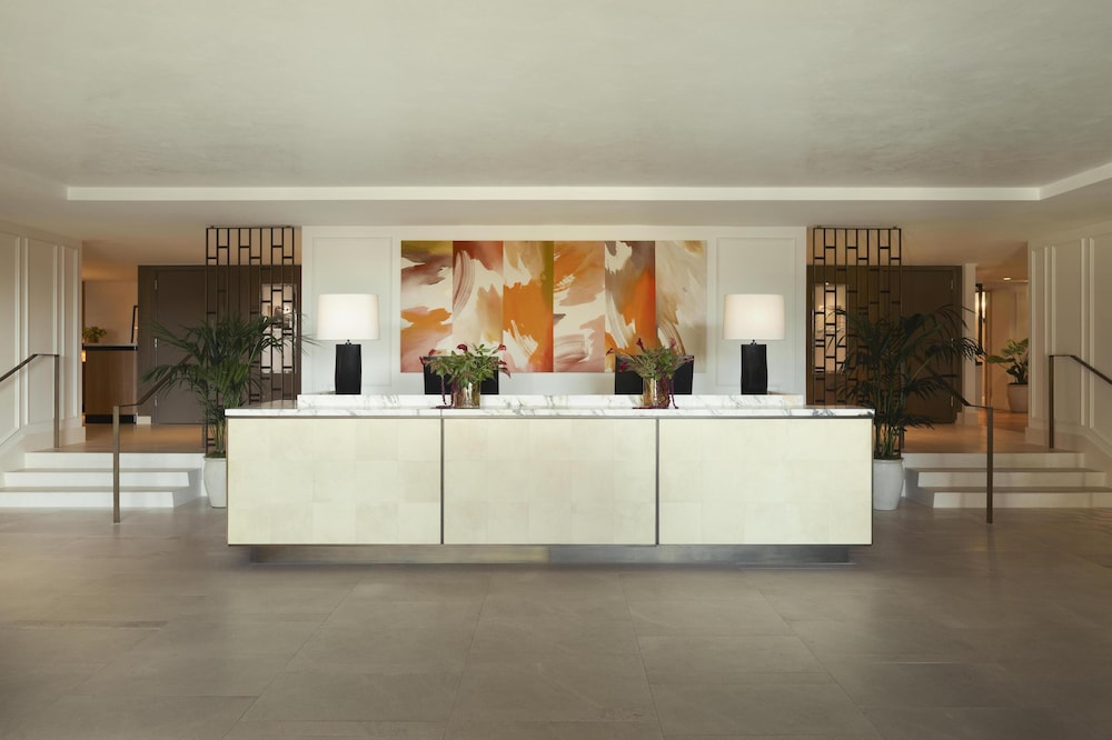 L Ermitage Beverly Hills 5/67