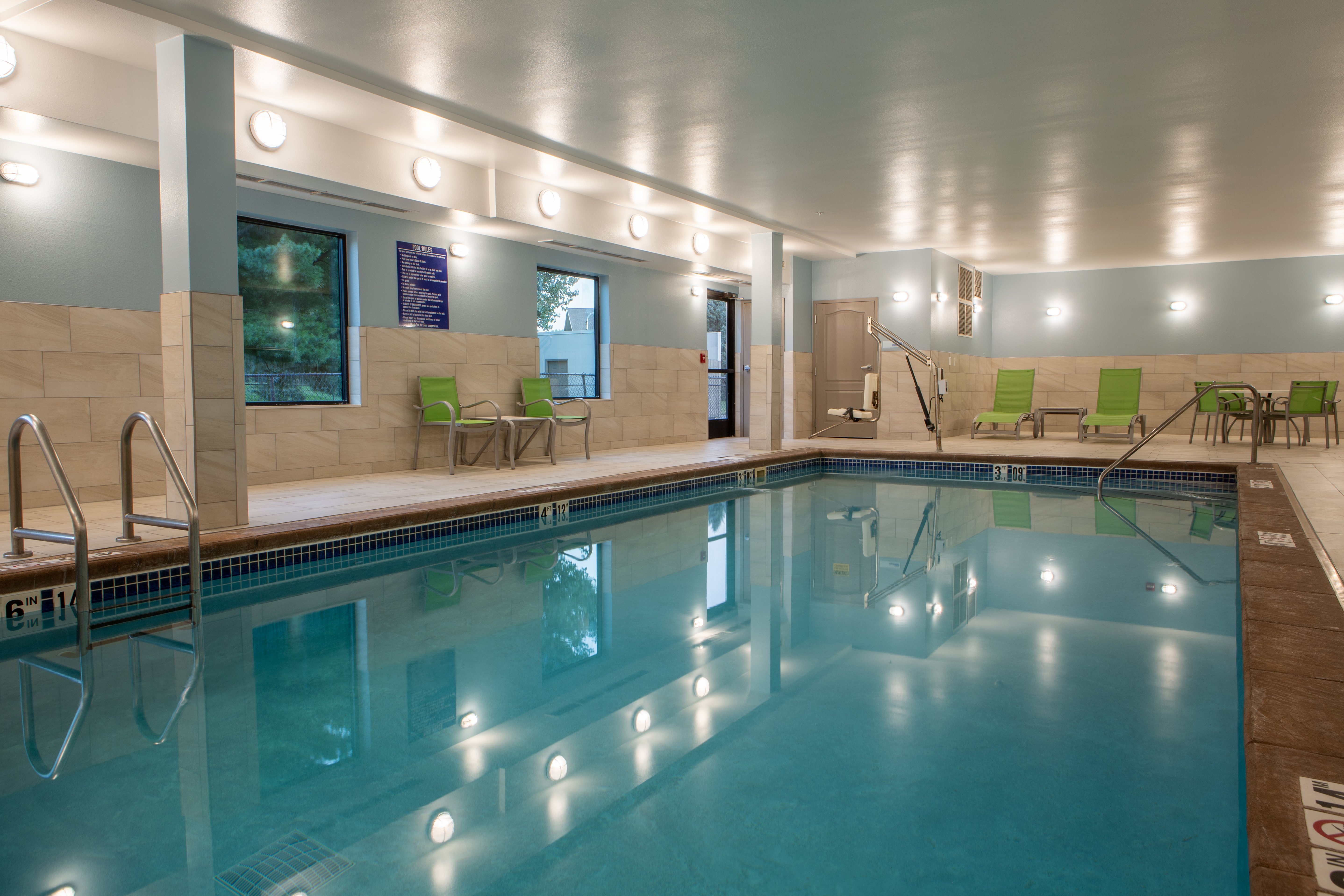 Holiday Inn Express Hotel Suites Sioux City Southern Hills 25/50