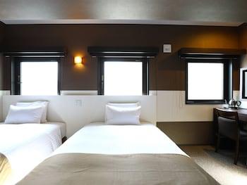 Economy, 2 Double Beds