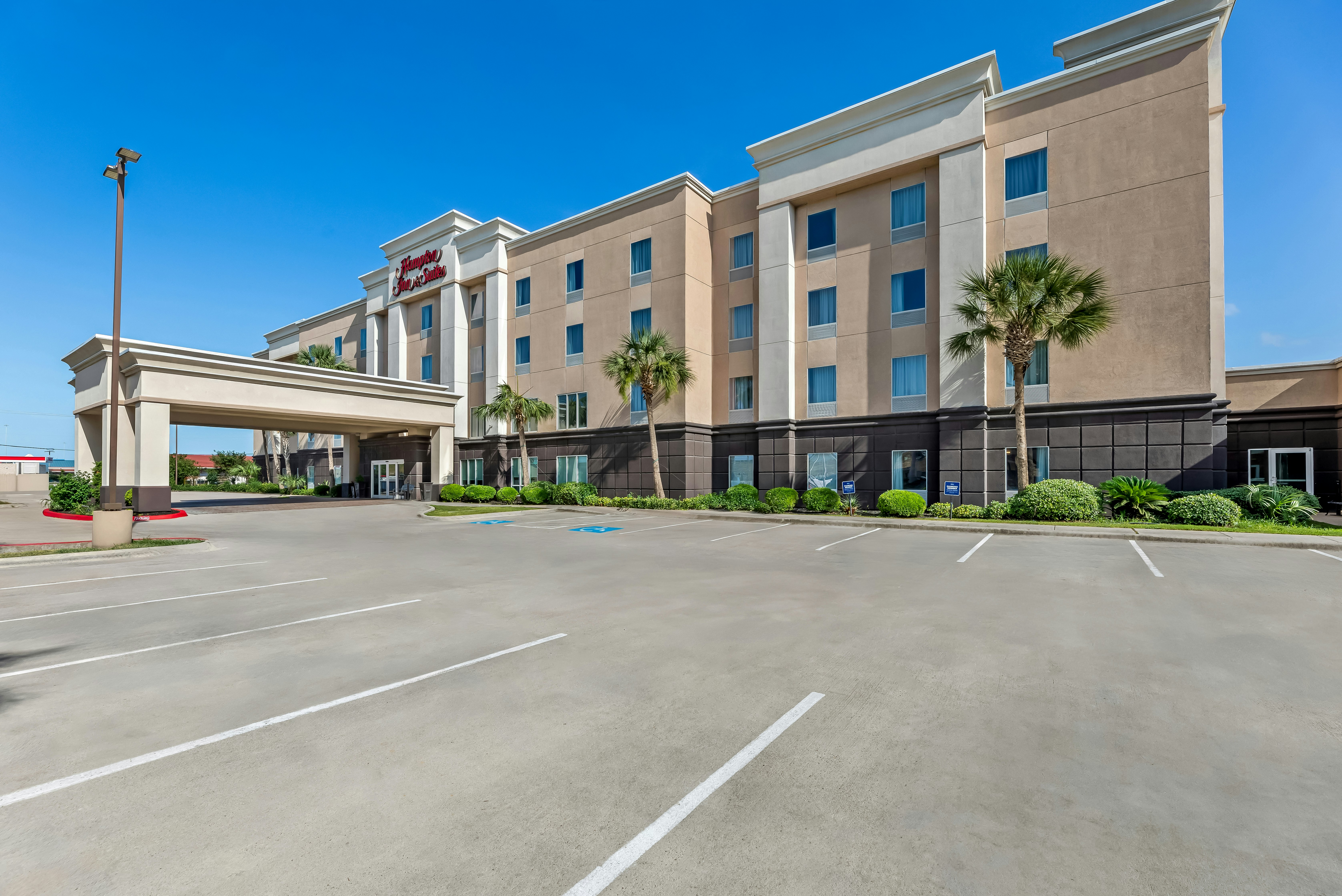 Hampton Inn and Suites Corpus Christi I-37 Navigation Blvd 45/48