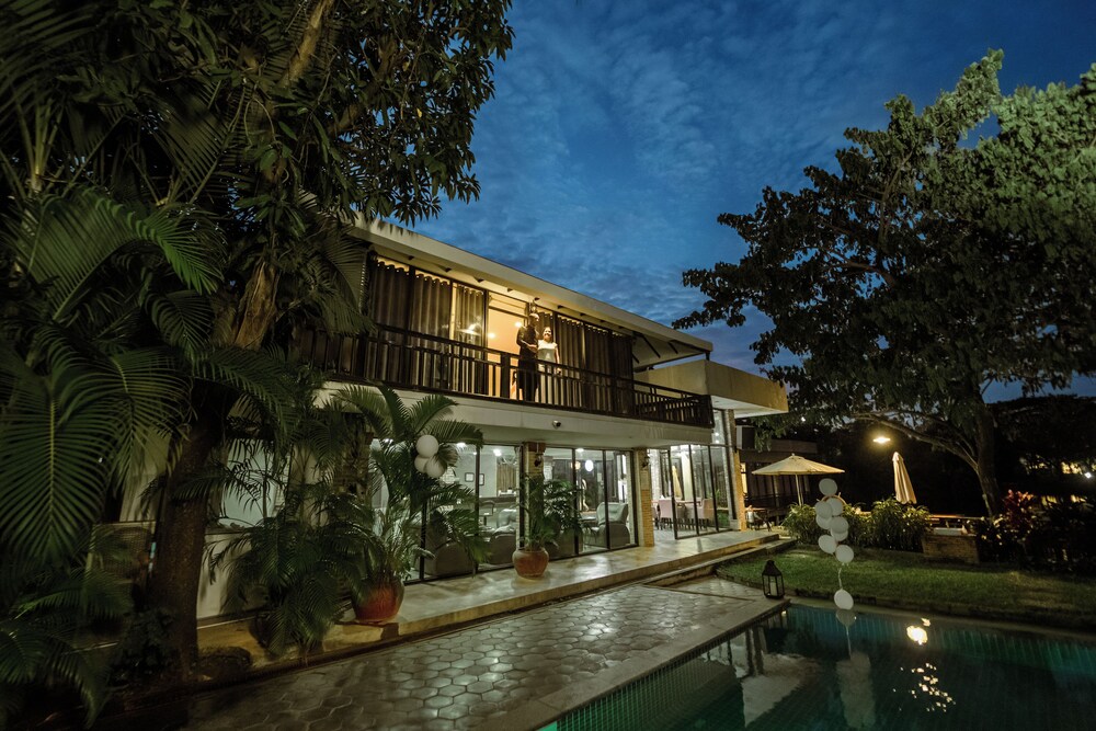 Samathi Lake Resort 4/48