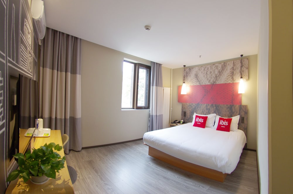 Ibis Beijing Tiantandongmen Metro Station Hotel 42/62