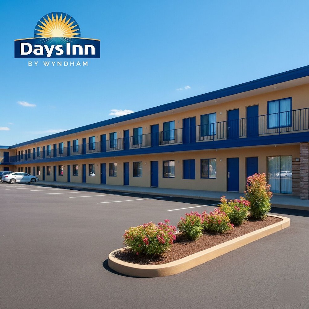 Days Inn by Wyndham Rock Springs 5/56