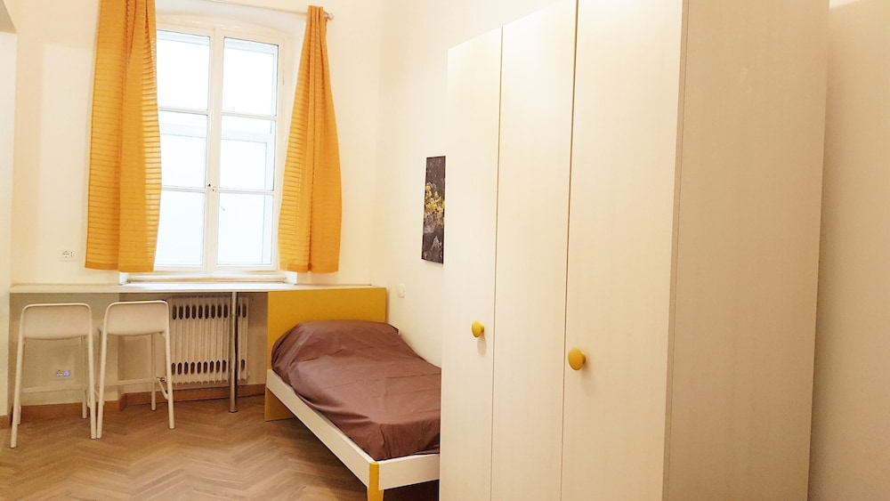 Trieste Center Rooms & Apartments 24/35