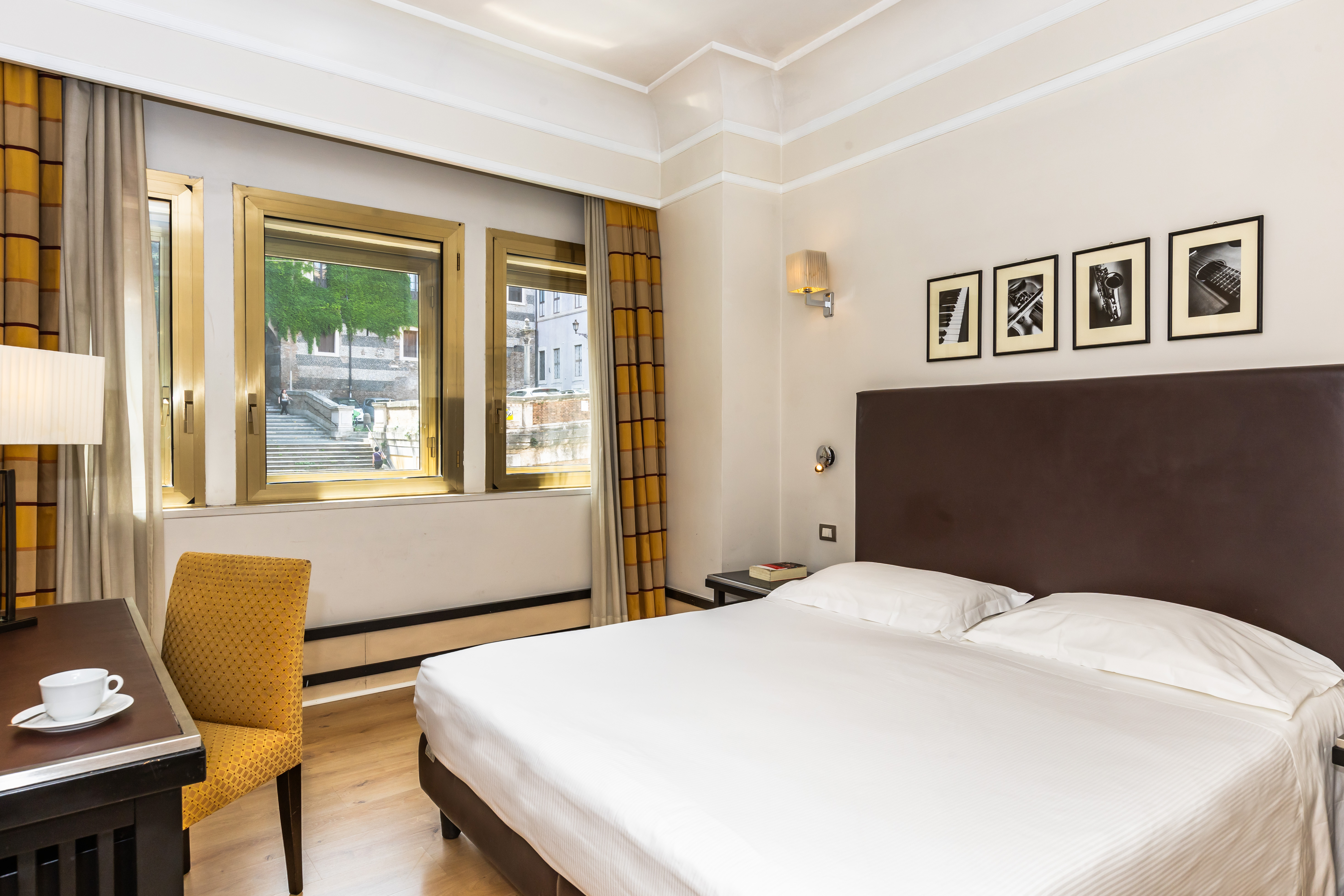 Room at FH55 Grand Hotel Palatino, ROME