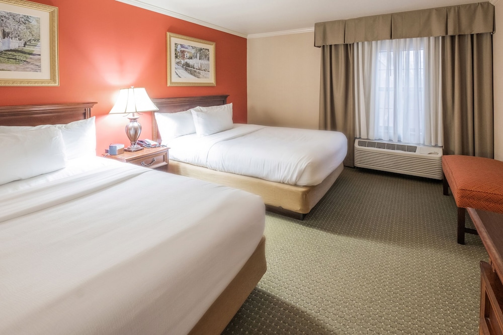 Holiday Inn Oxford 6/15
