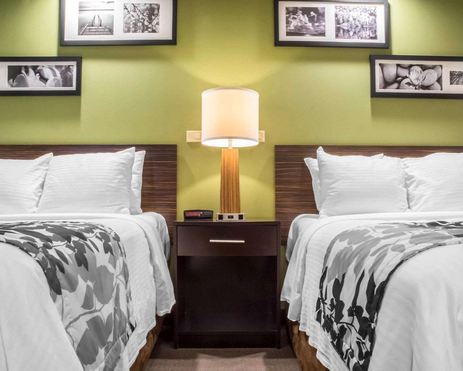 Comfort Inn Bracebridge, ON 16/24