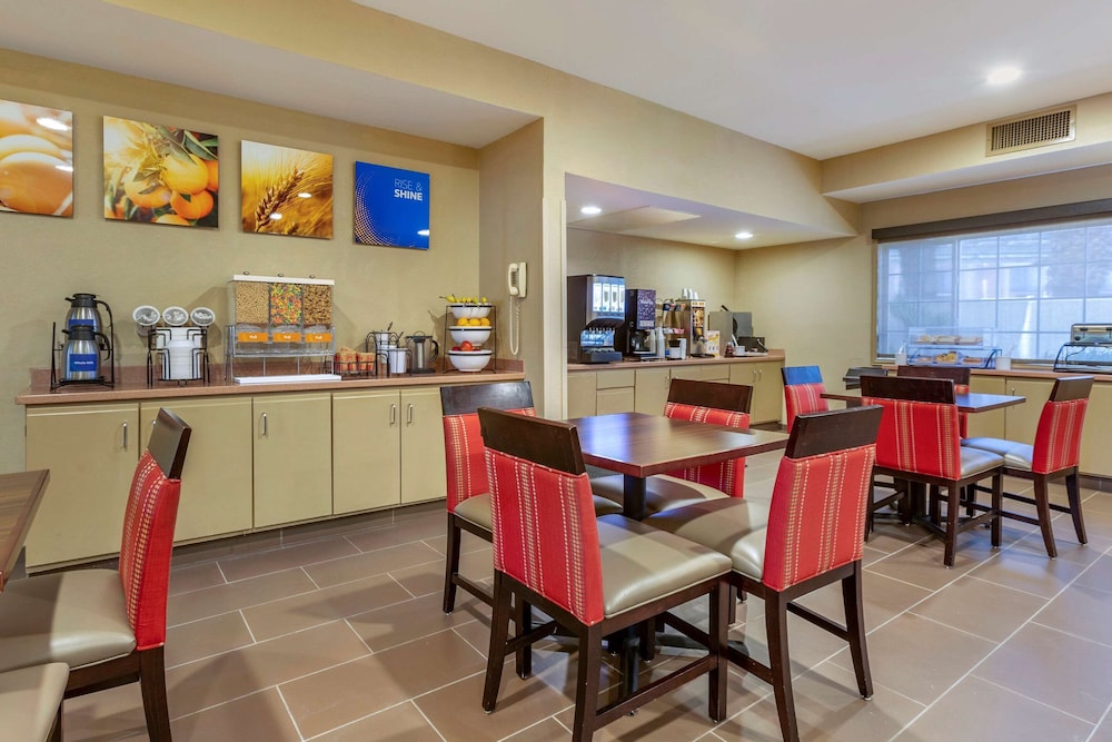 Comfort Inn & Suites North Tucson Marana 29/36