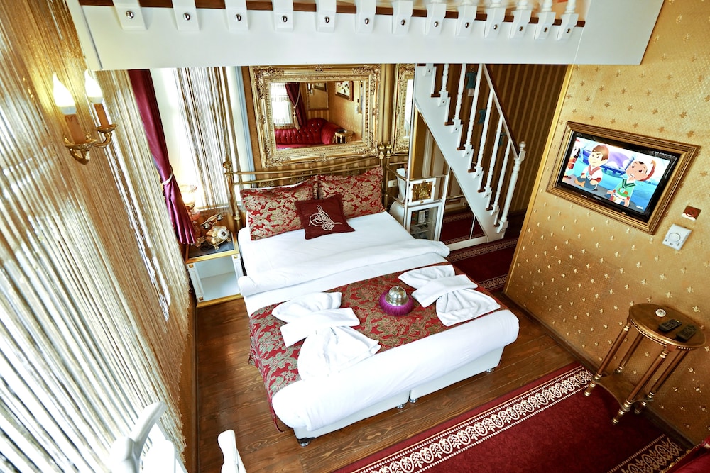 Sultan Tughra Hotel 13/50