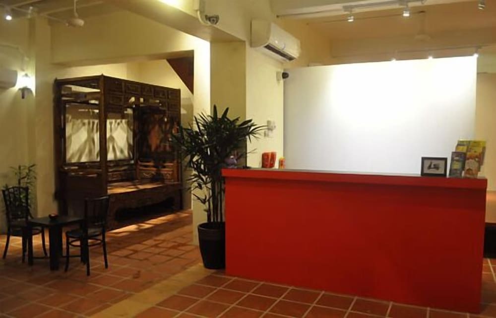 Red Inn Court 11/50