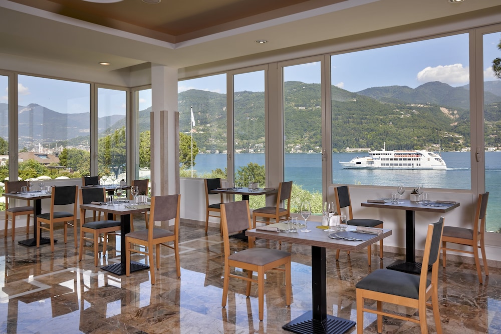 Park Hotel Casimiro Village 56/71