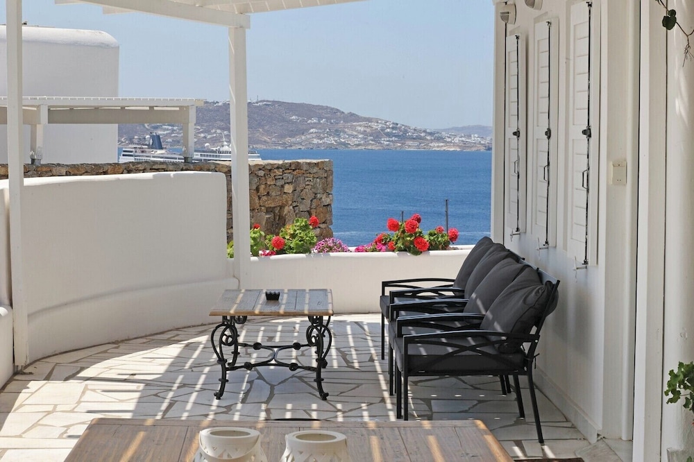 Adikri Villas and Studios 23/50