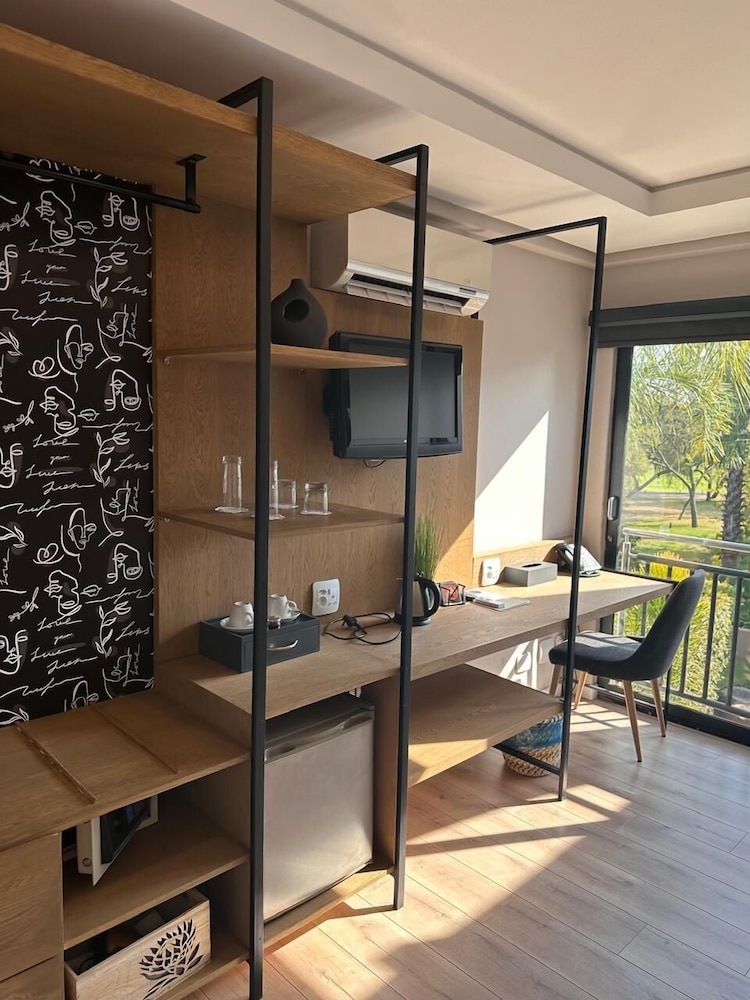 The Lakes Boutique Lodge 36/50