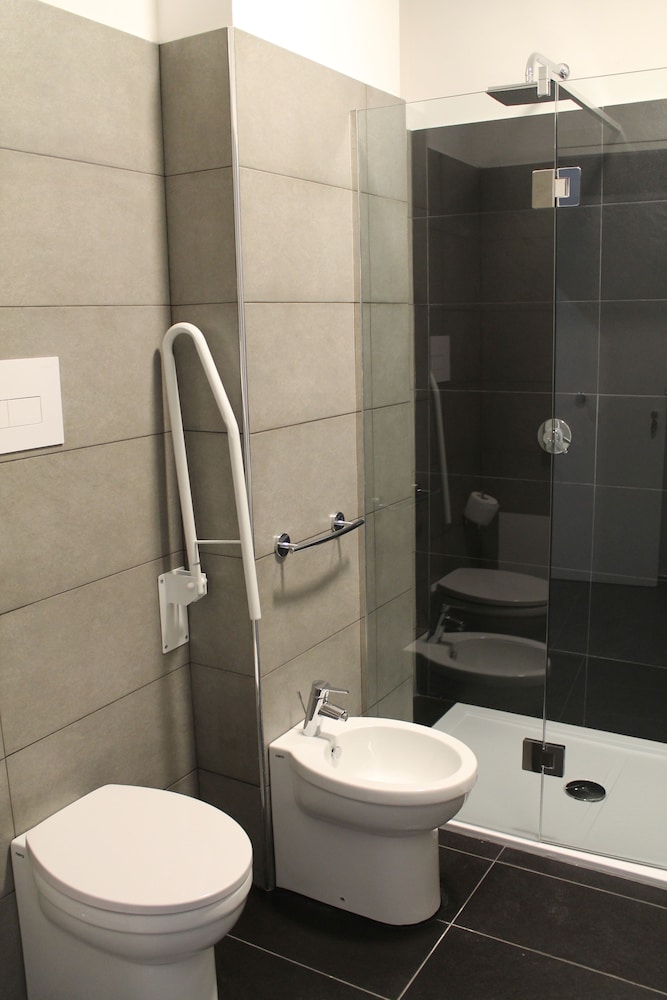 Alma Hotel 40/49
