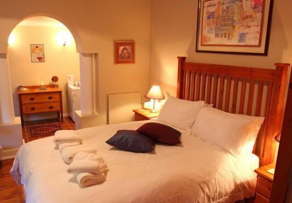 The Old Trading Post - Guest House 9/50