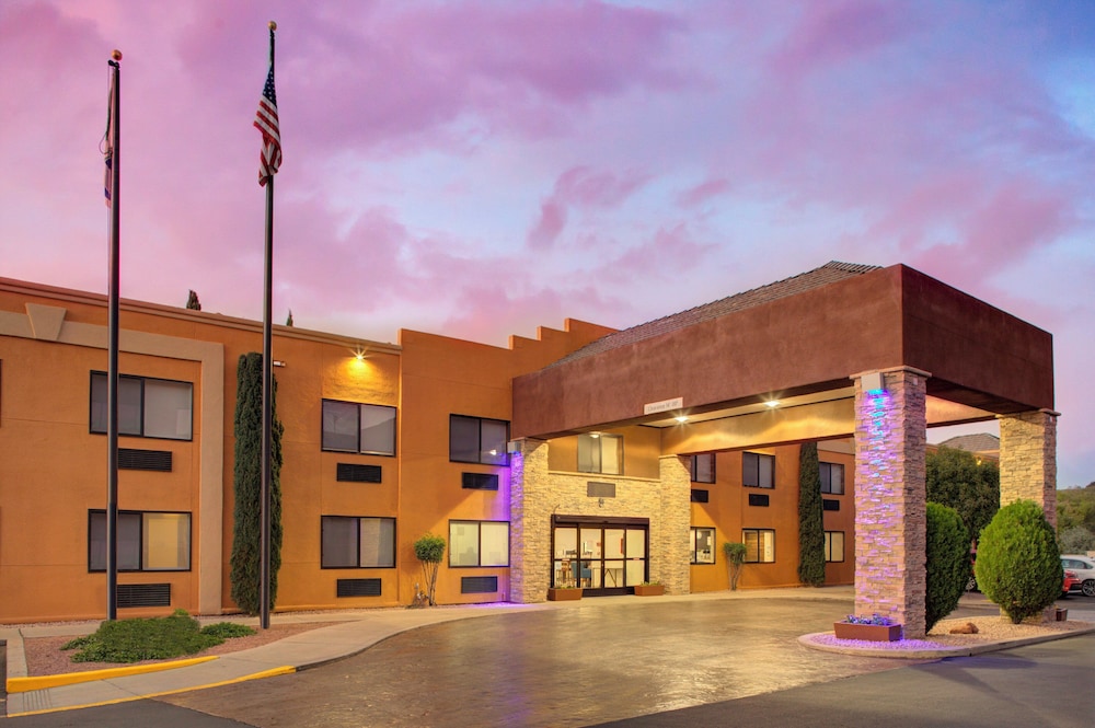 Holiday Inn Express Sedona Oak Creek 61/73