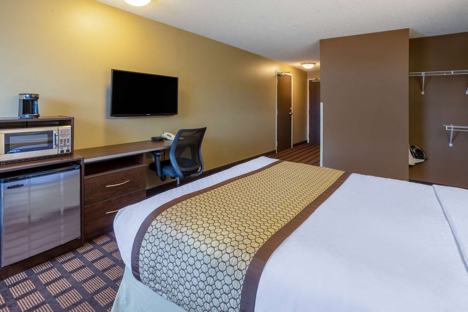Microtel Inn Suites By Wyndham Timmins 5/30