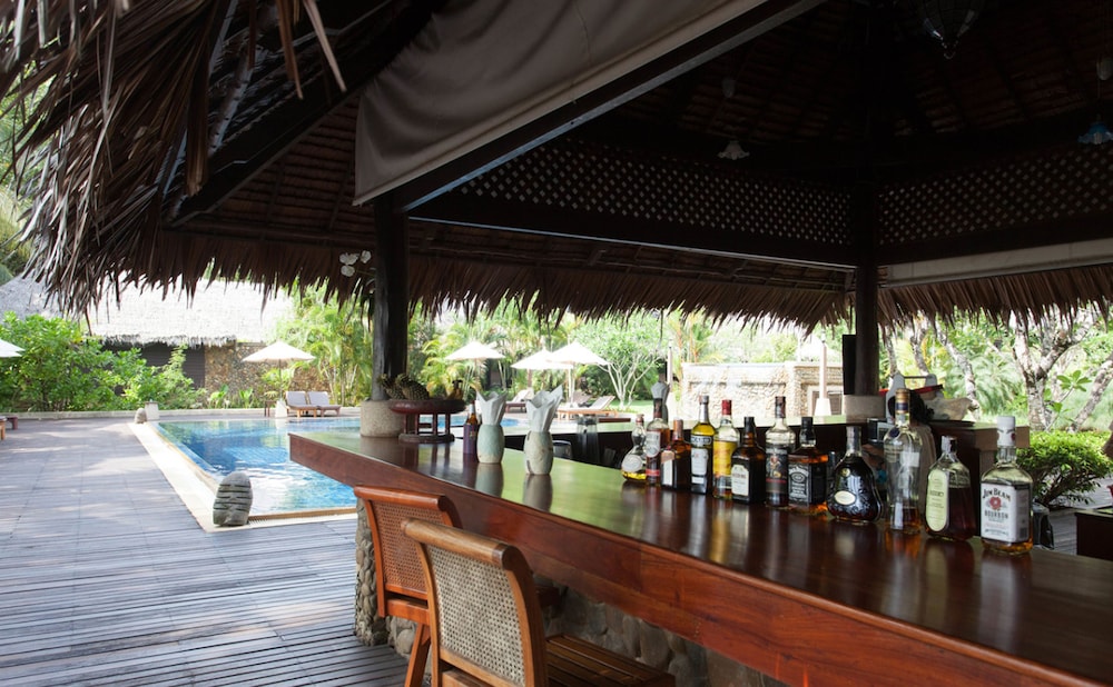 Khaolak Paradise Resort 10/61