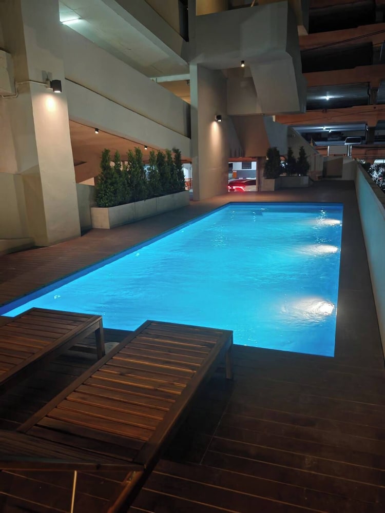 Thomson Hotel Huamark 24/50