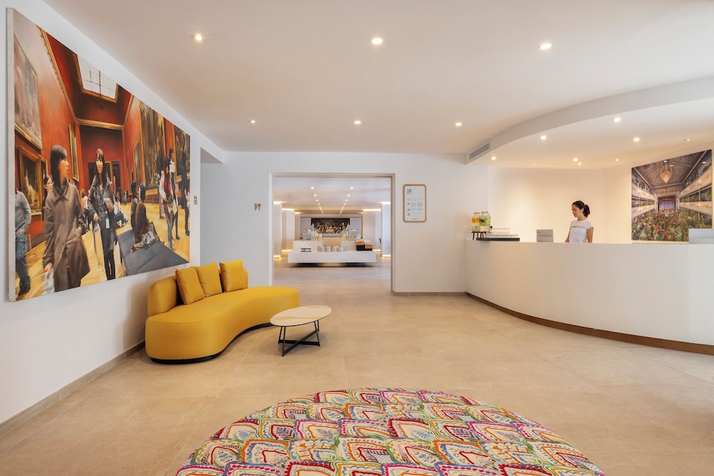 Lobby at HM Isabela - Adults Only, SANTA PONSA
