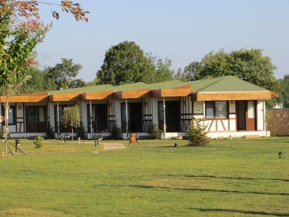 Riva's Club Hotel 43/50