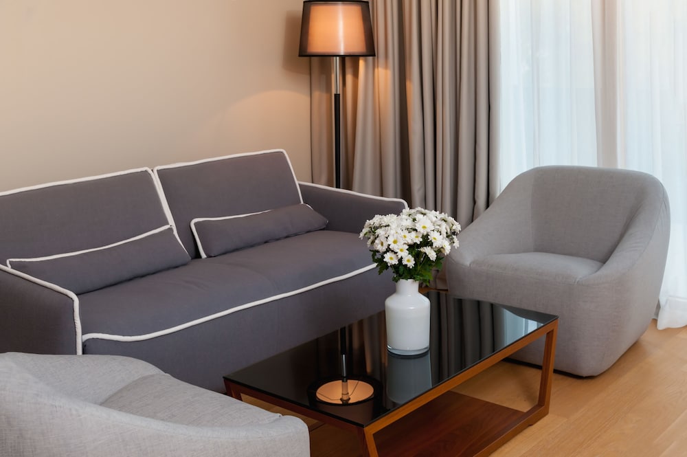 Residence By Vestibul Palace 49/60
