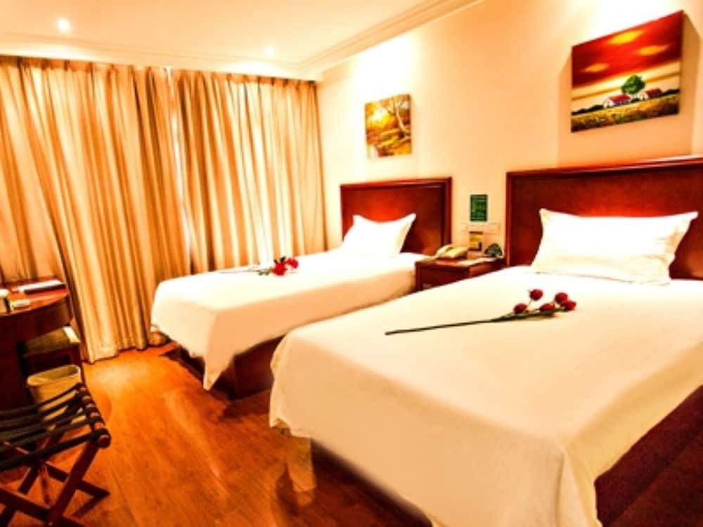 Greentree Inn Lianyungang Guanyun Wenzhou Shangmaocheng Express Hotel 7/19