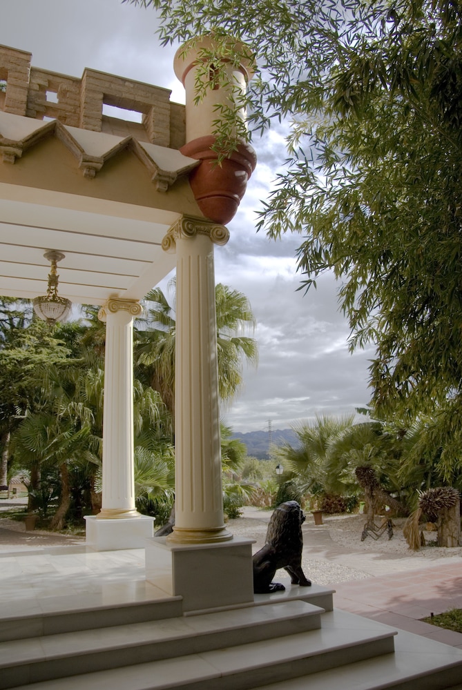 Villa Retiro Resort 40/48