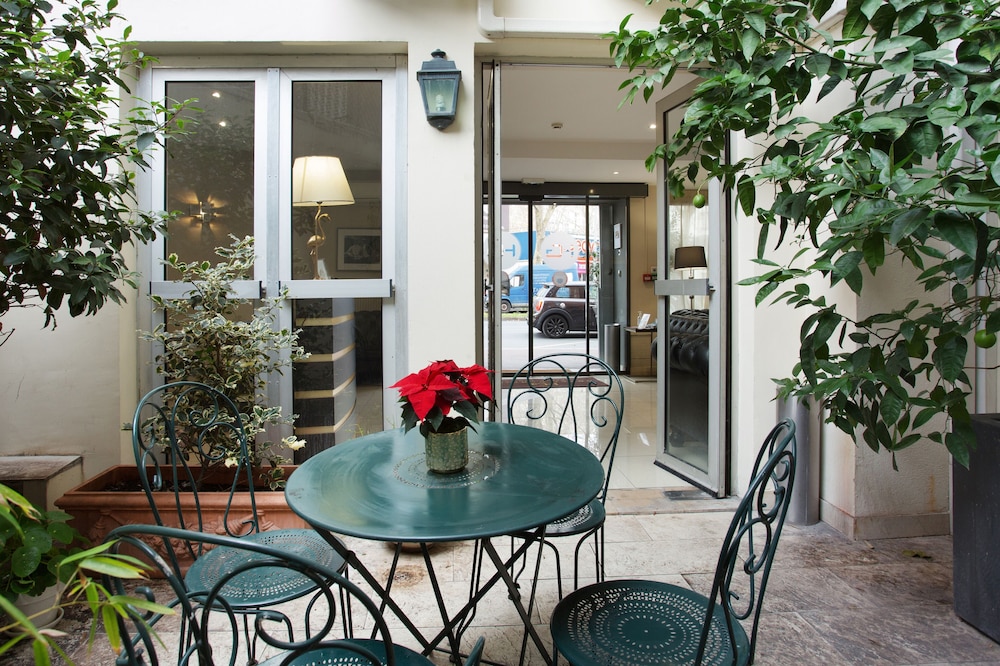 Hotel Gabriel Issy Paris 30/44