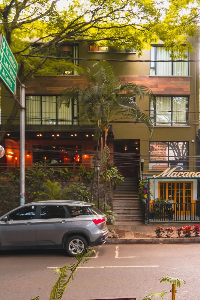The Somos Flats 43/48