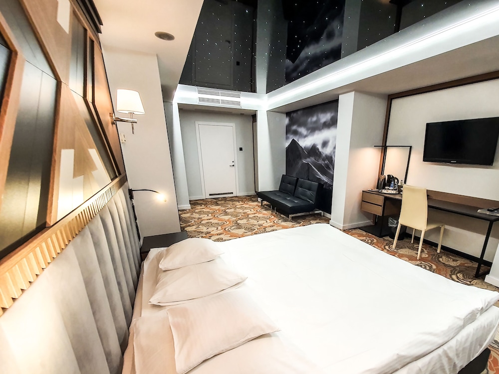 Hotel Rysy 14/84