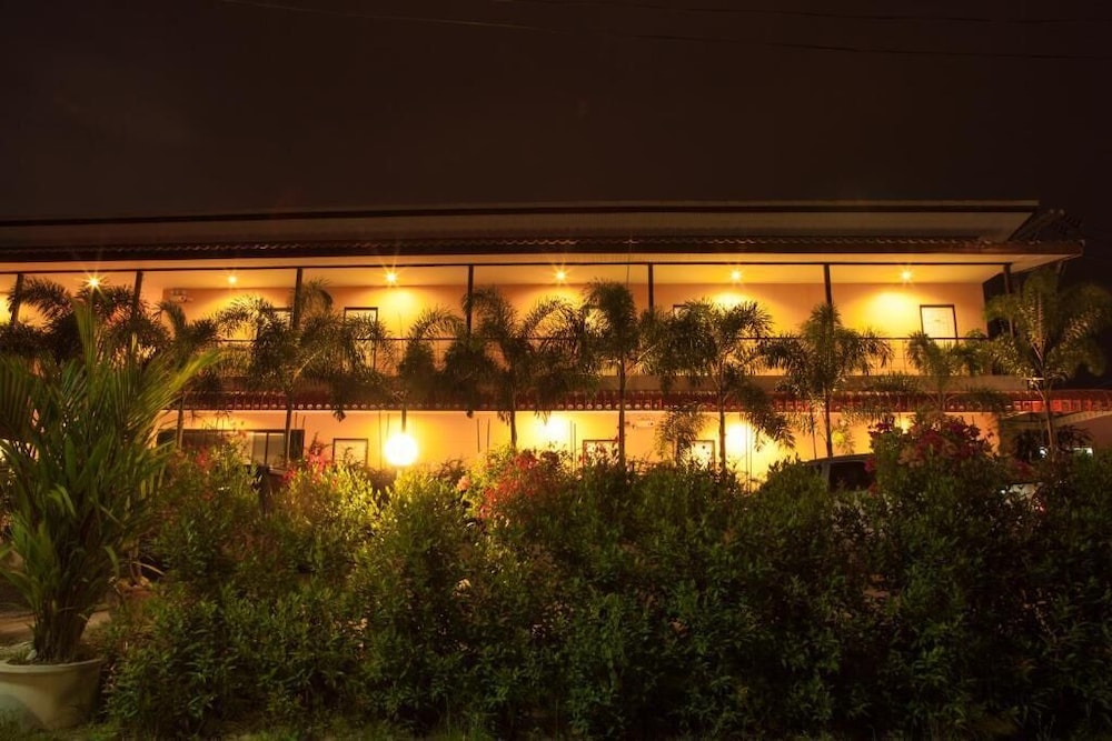 Phuket Airport Inn 6/52