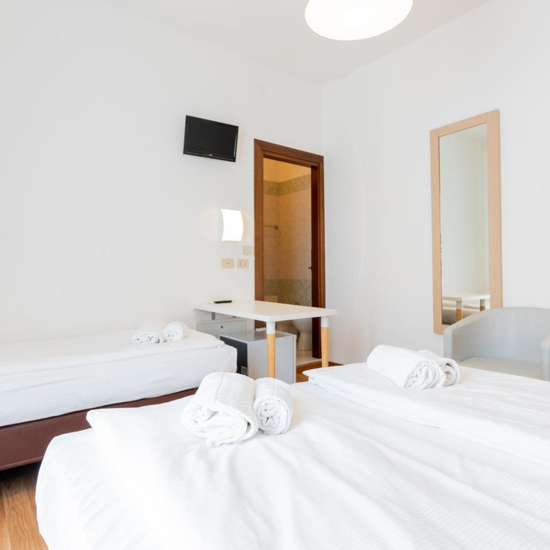 Room, Triple, Balcony