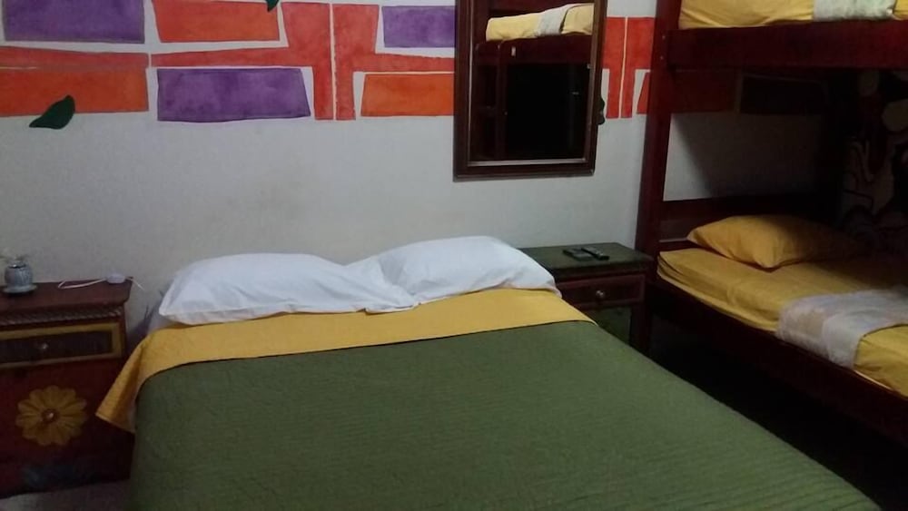 Tamarindo hostel 16/50