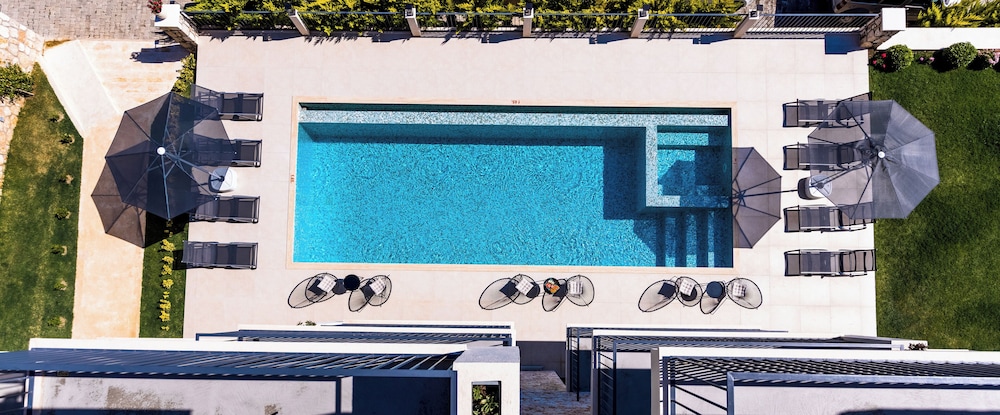 Carruba Boutique Hotel 44/50