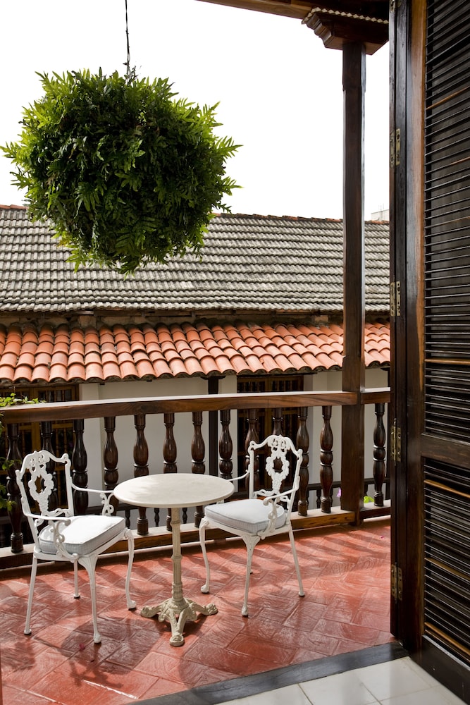 Casa Quero Hotel Boutique 45/51