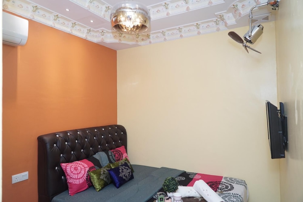Ghazrin's Classic Hotel 43/53