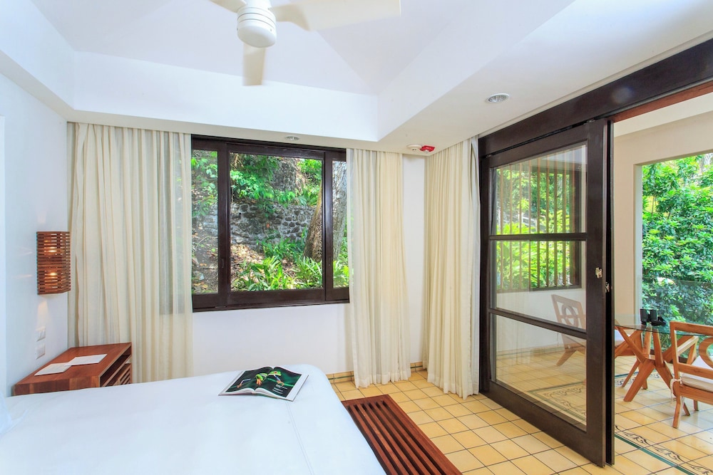 Parador Nature Resort and Spa 12/50