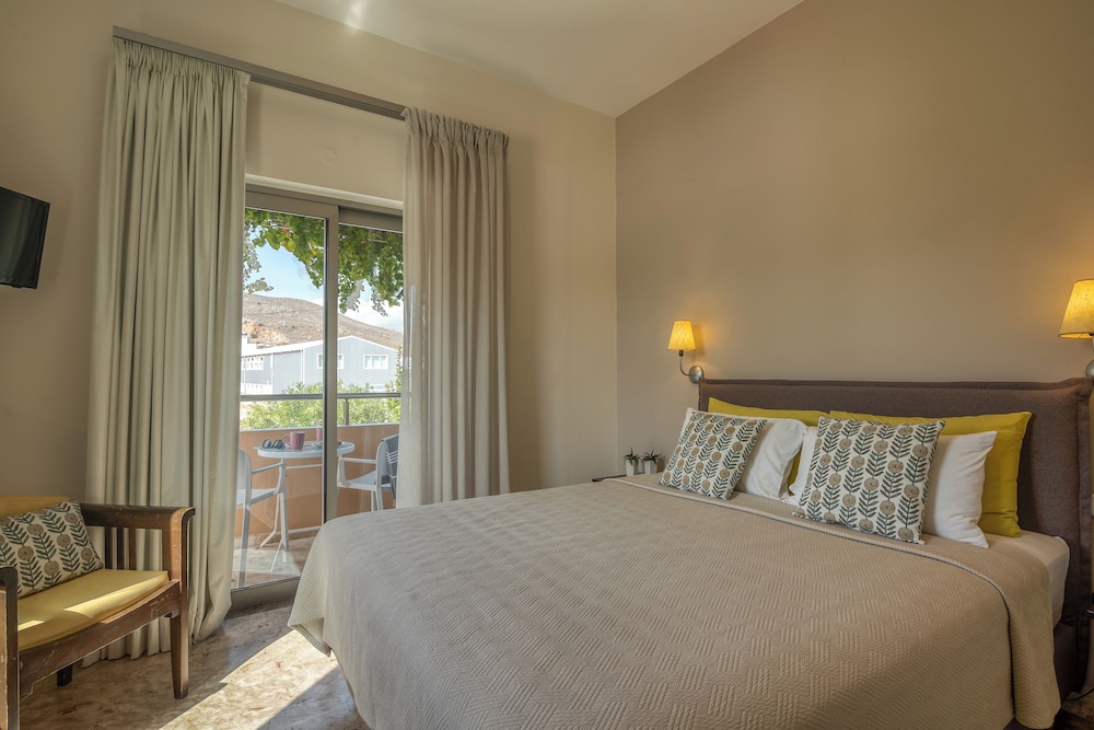 Peli Hotel 14/50