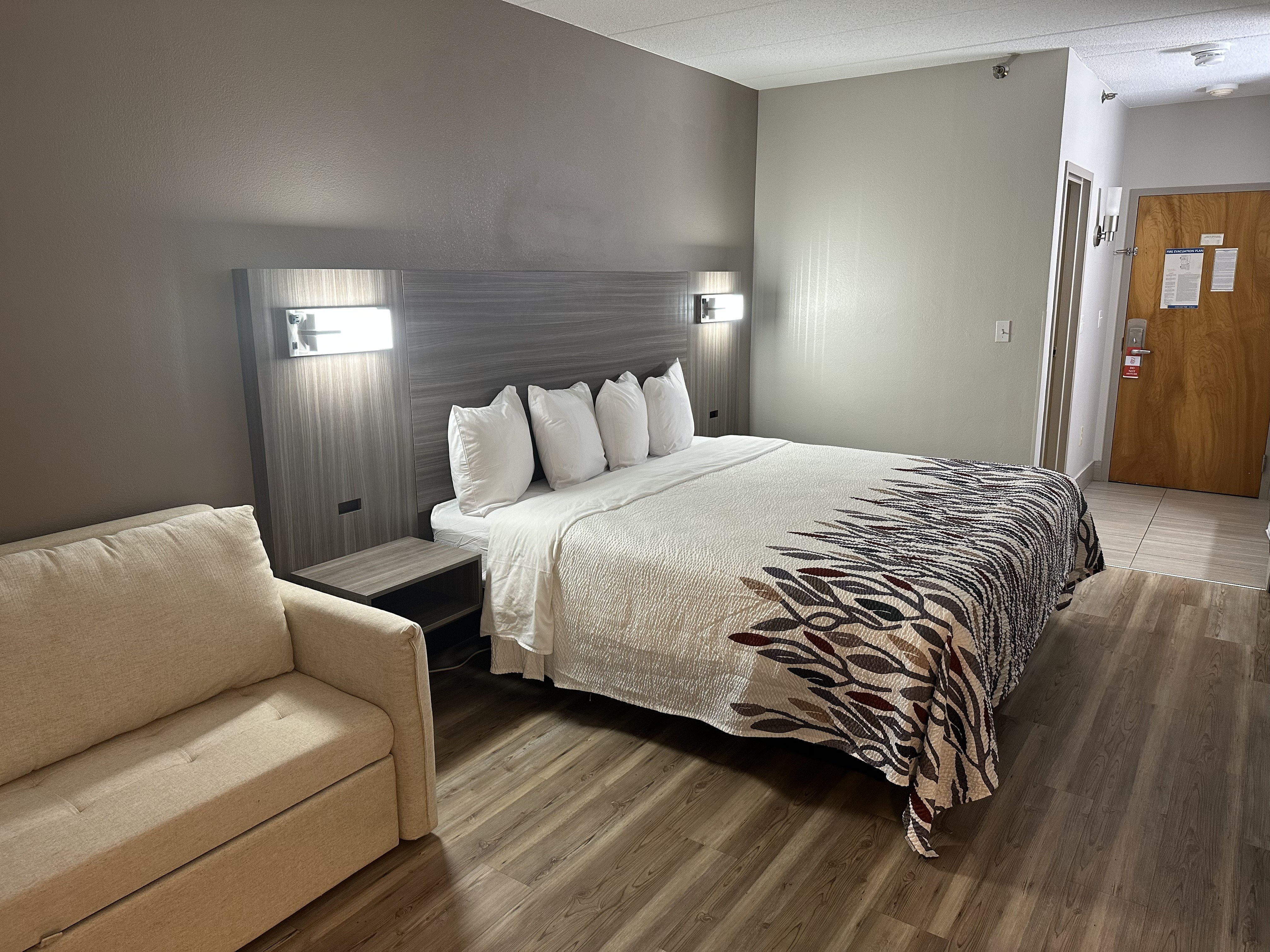 Red Roof Inn & Suites Middleborough 21/40