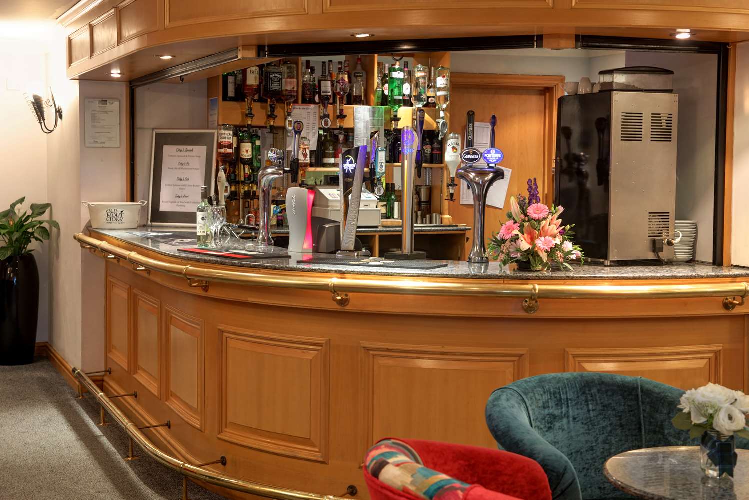 Best Western Plus Bentley Hotel & Spa 4/55