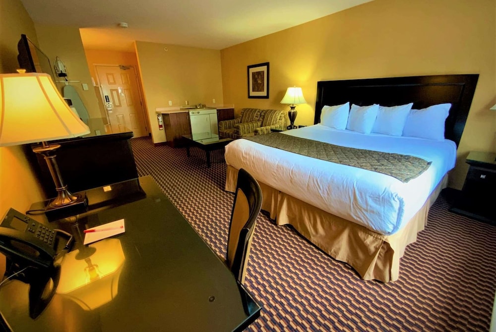 Ramada By Wyndham Surrey/Langley 7/47