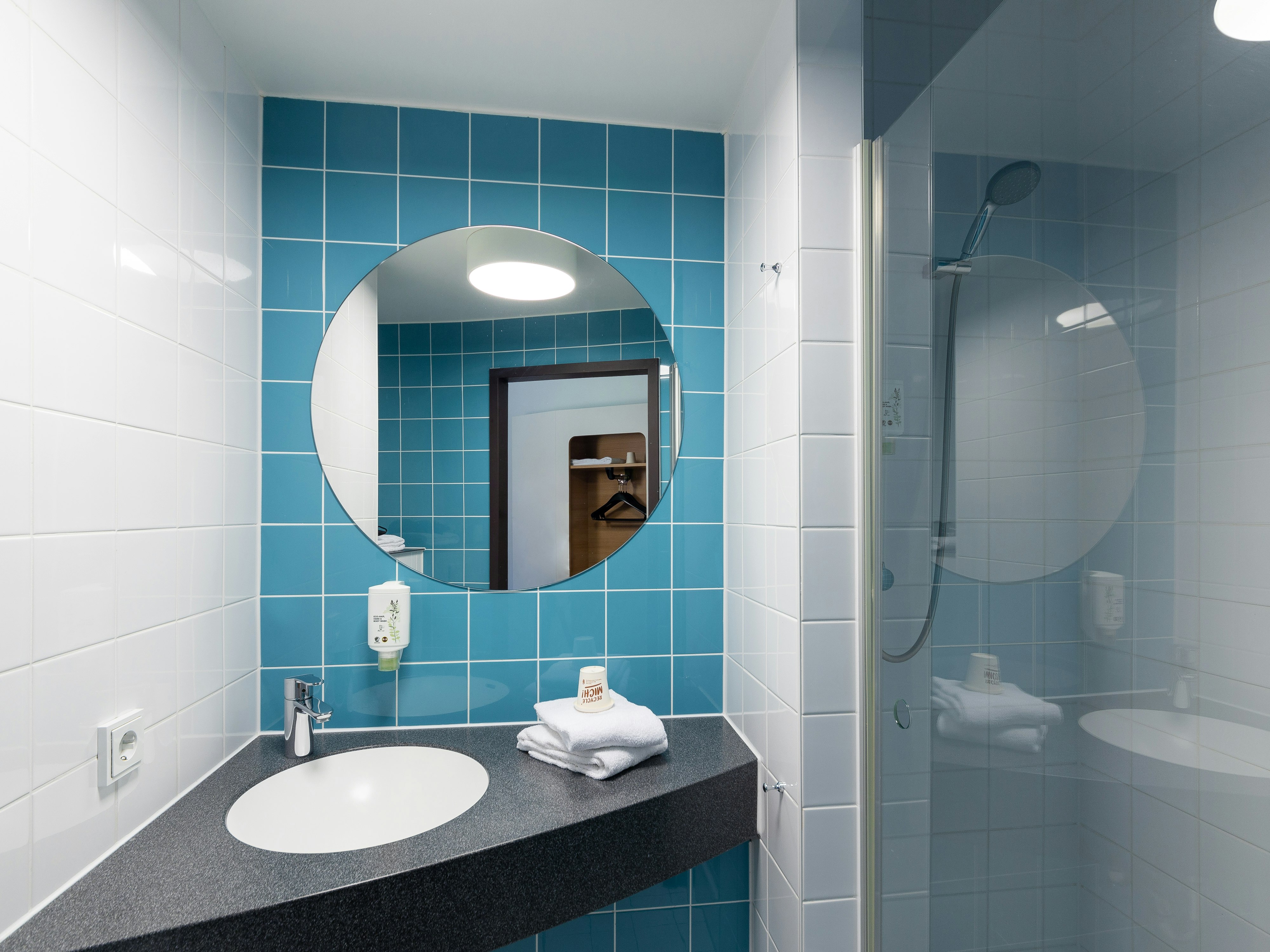 B&B Hotel Wuppertal 30/30