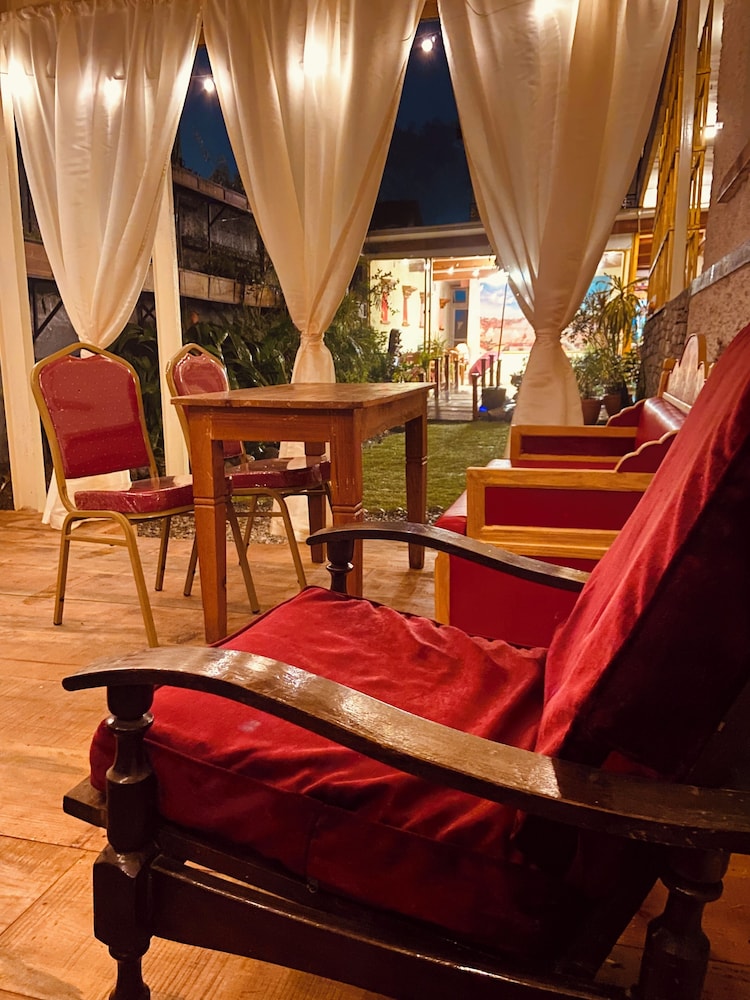 Three Jewels Boutique Hotel 48/74