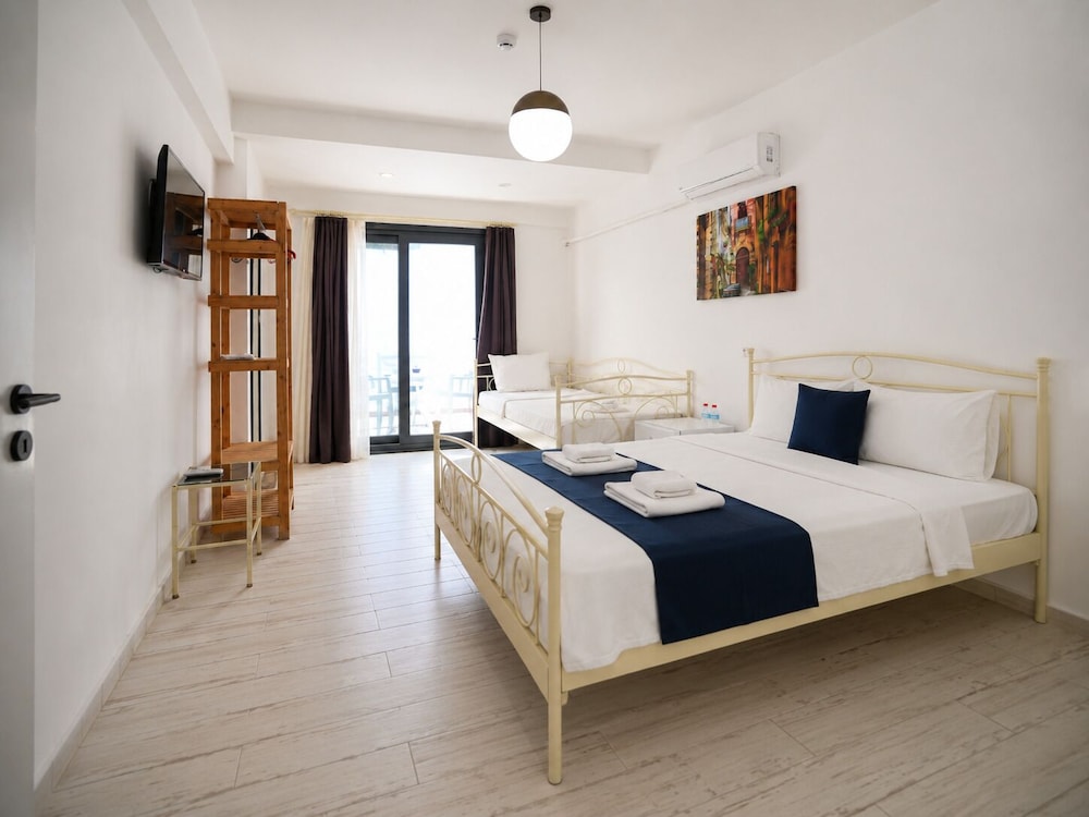 Kybele Alacati 10/50
